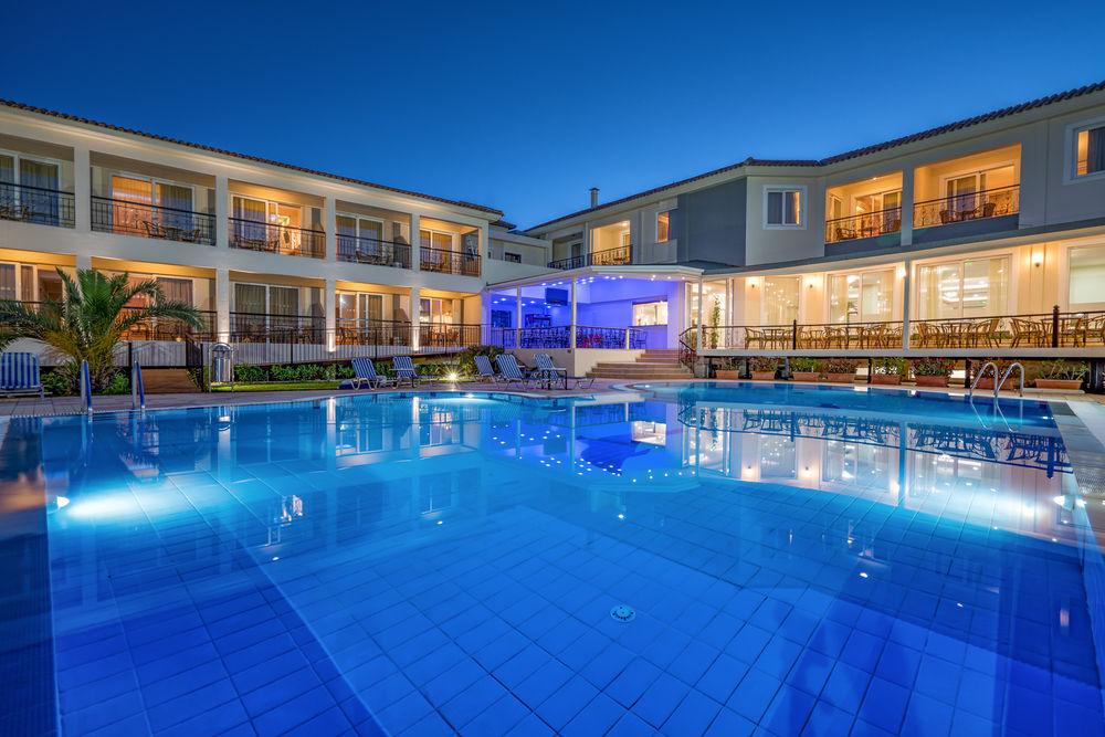Park Hotel & Spa ซีลีวี ภายนอก รูปภาพ