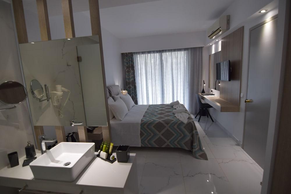 Park Hotel & Spa ซีลีวี ภายนอก รูปภาพ