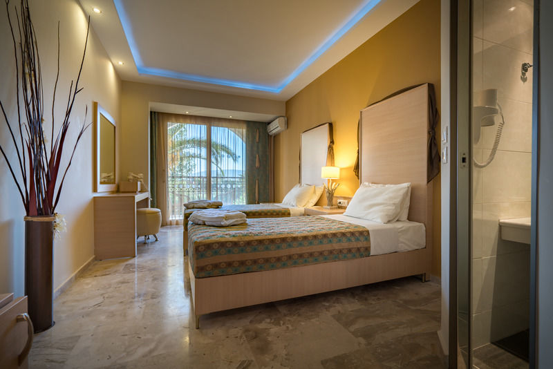 Park Hotel & Spa ซีลีวี ภายนอก รูปภาพ