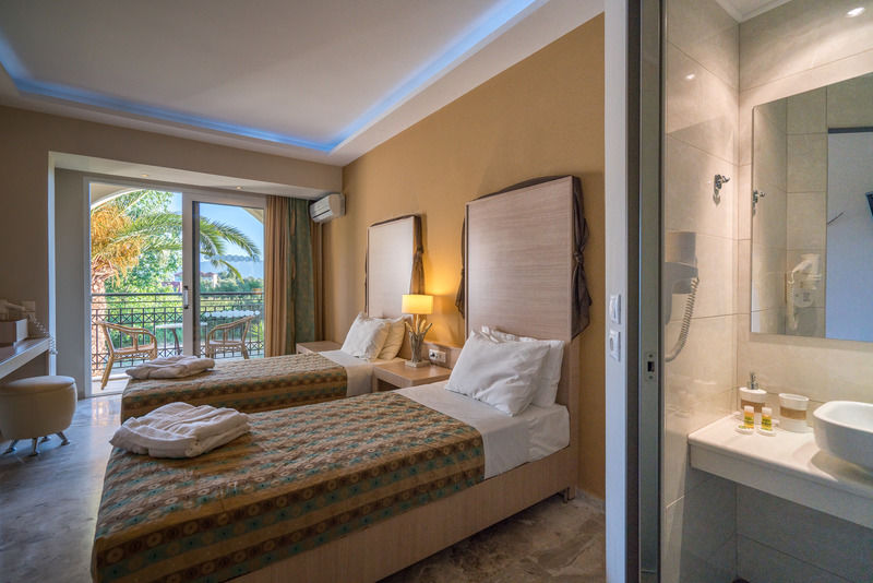 Park Hotel & Spa ซีลีวี ภายนอก รูปภาพ